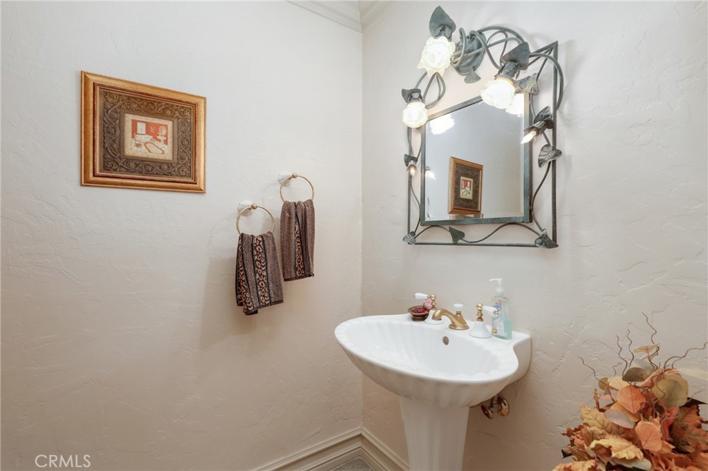 6 Via Cancha Property Photo 12