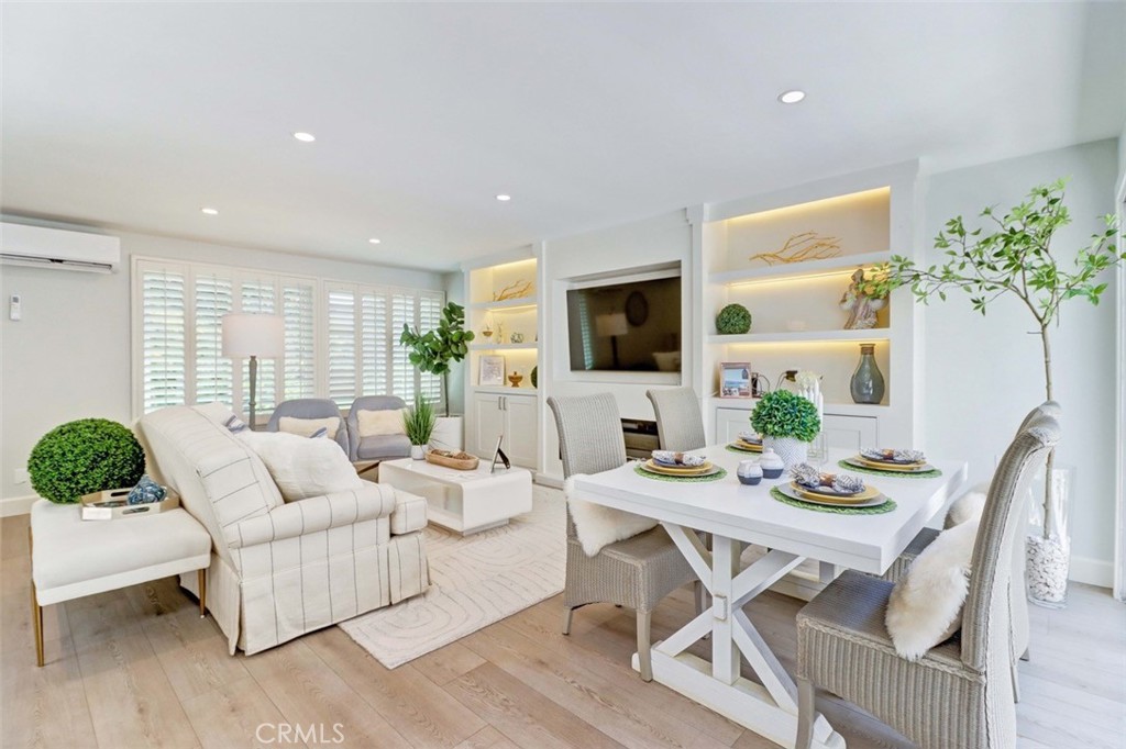 2305 Via Puerta Property Photo 4