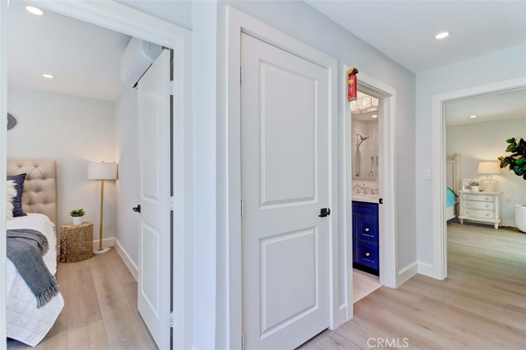 2305 Via Puerta Property Photo 9