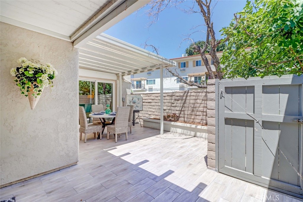 2305 Via Puerta Property Photo 23