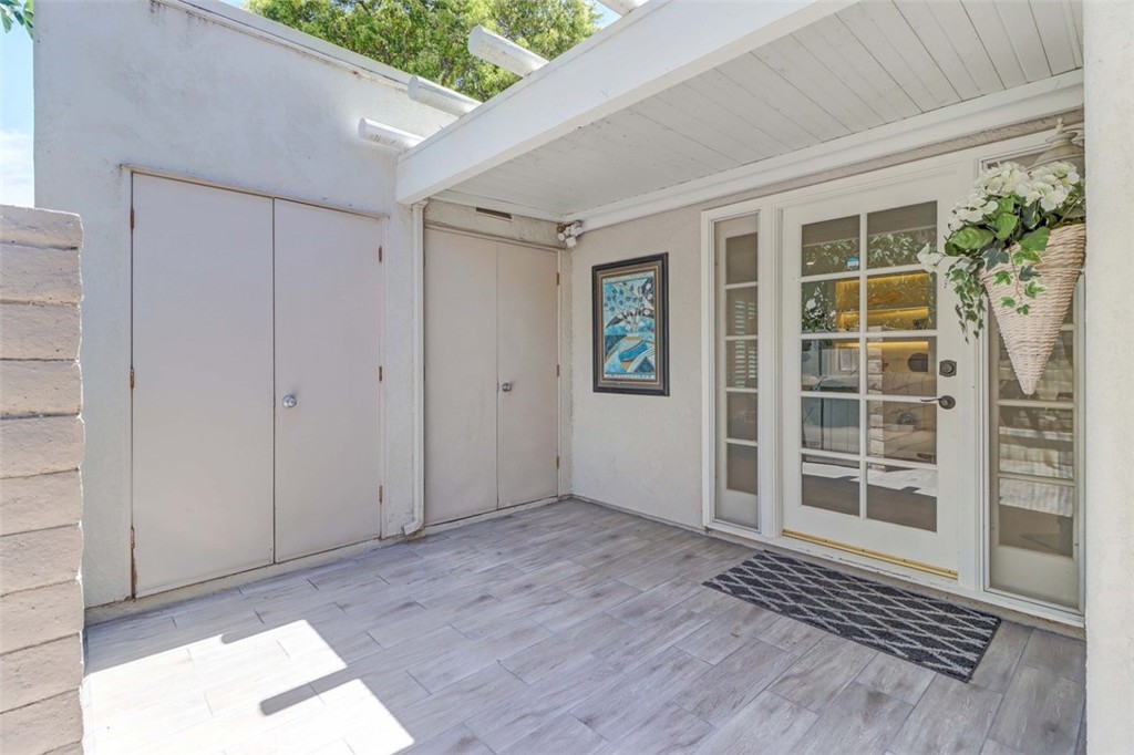 2305 Via Puerta Property Photo 24