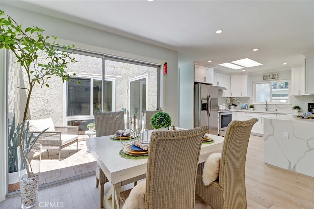 2305 Via Puerta Property Photo 31