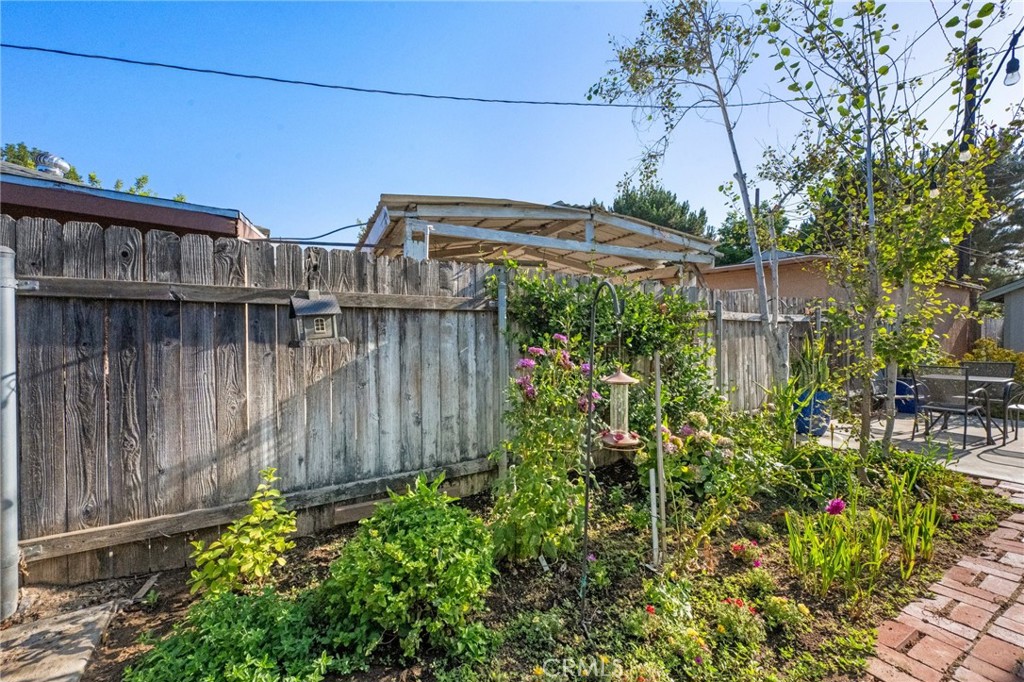12237 Burgess Property Photo 16
