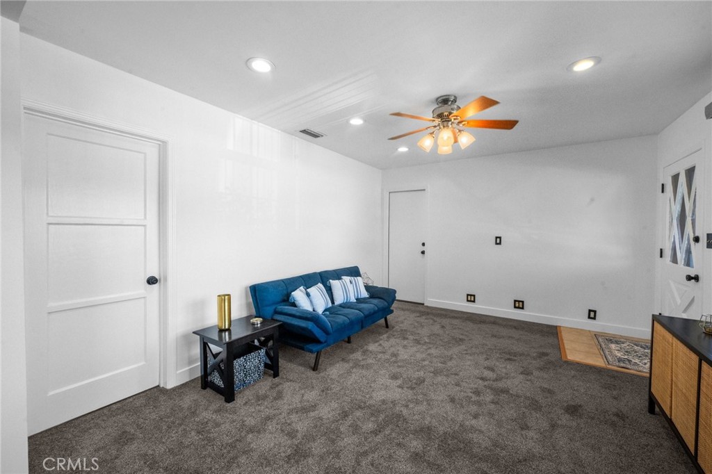 12237 Burgess Property Photo 23