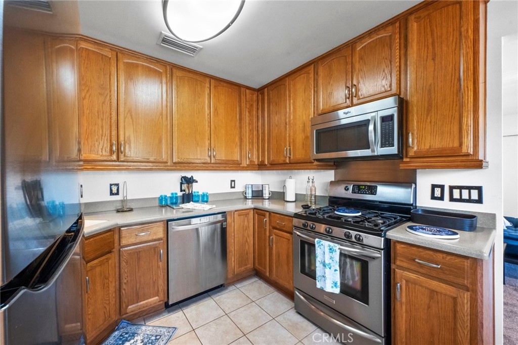 12237 Burgess Property Photo 32