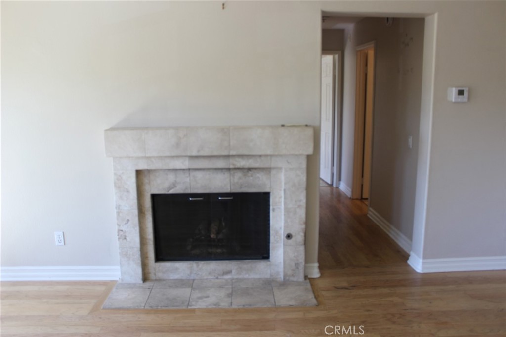 221 California Court Property Photo 9