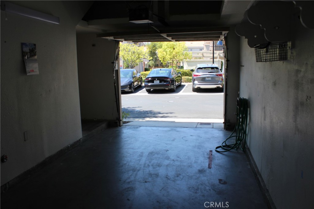 221 California Court Property Photo 29