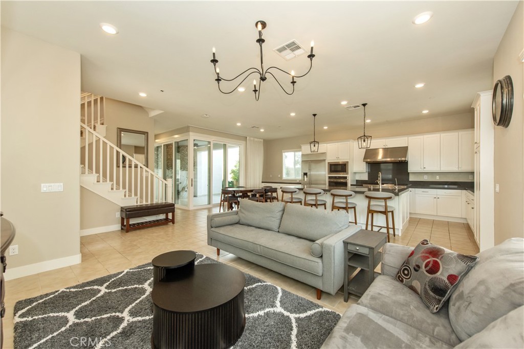 107 Pitch Property Photo 4