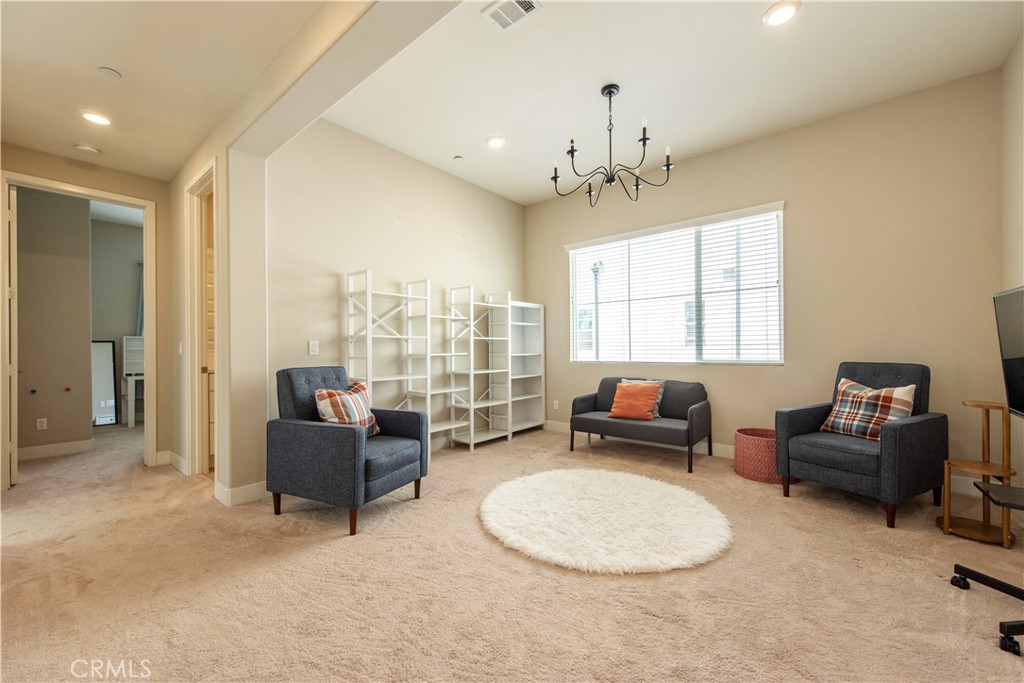 107 Pitch Property Photo 8
