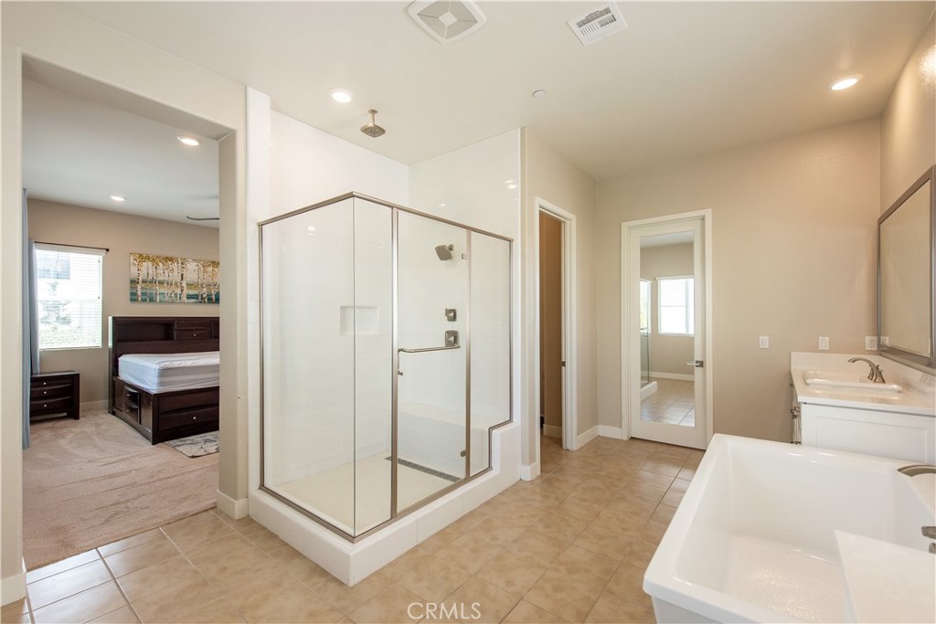 107 Pitch Property Photo 13