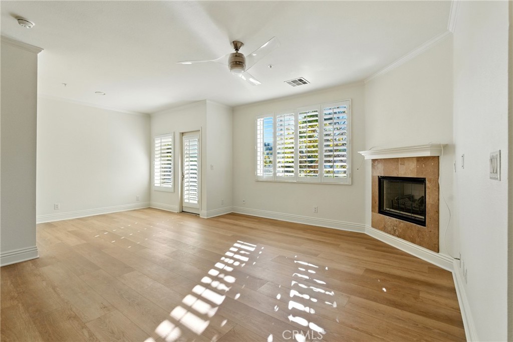 22681 Oakgrove 225 Property Photo 2