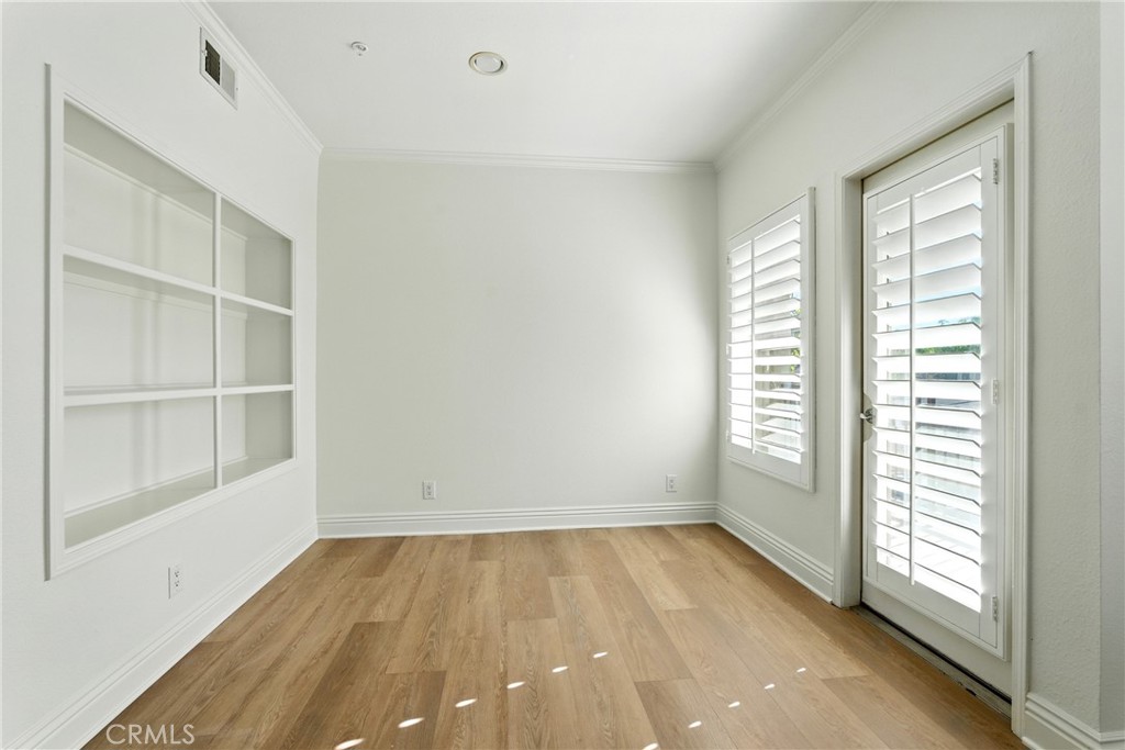 22681 Oakgrove 225 Property Photo 5