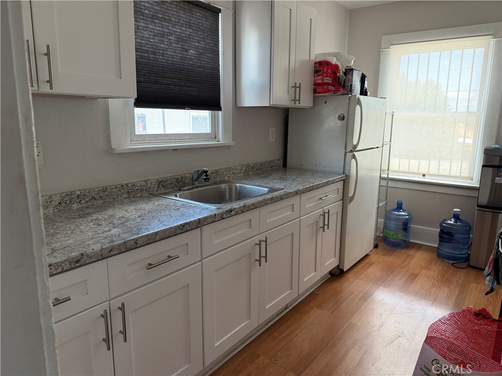 3356 Santa Fe Property Photo 6