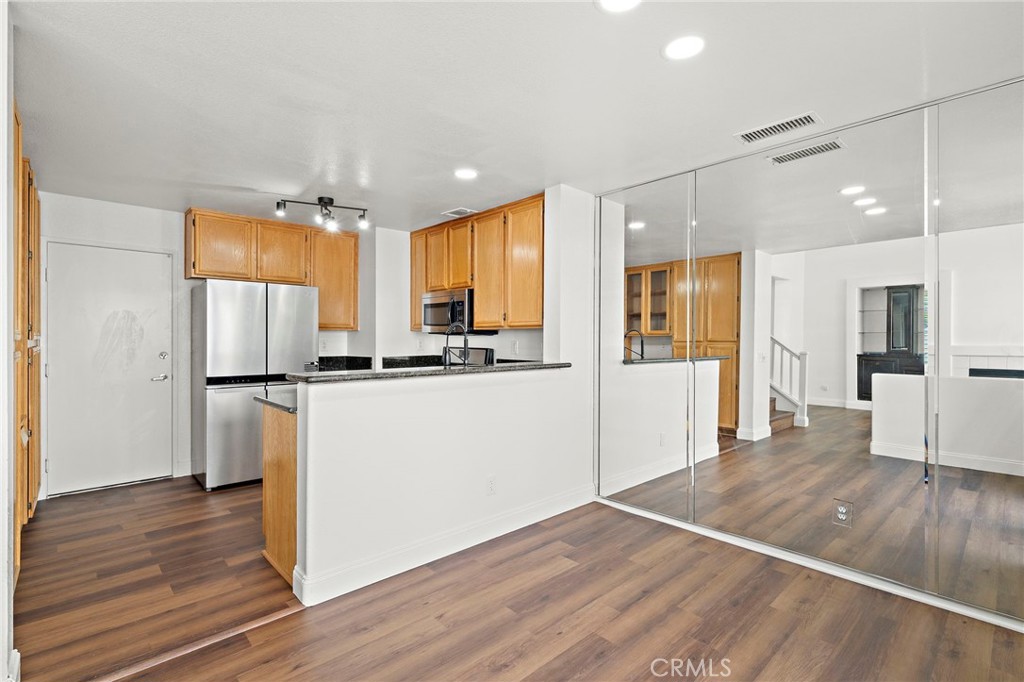 14840 Kara Court Property Photo 8