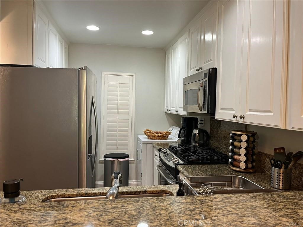 142 Orange Blossom Property Photo 7