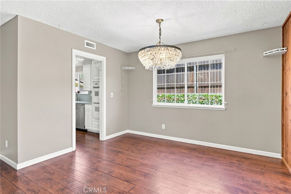 342 Ridgeway Property Photo 7