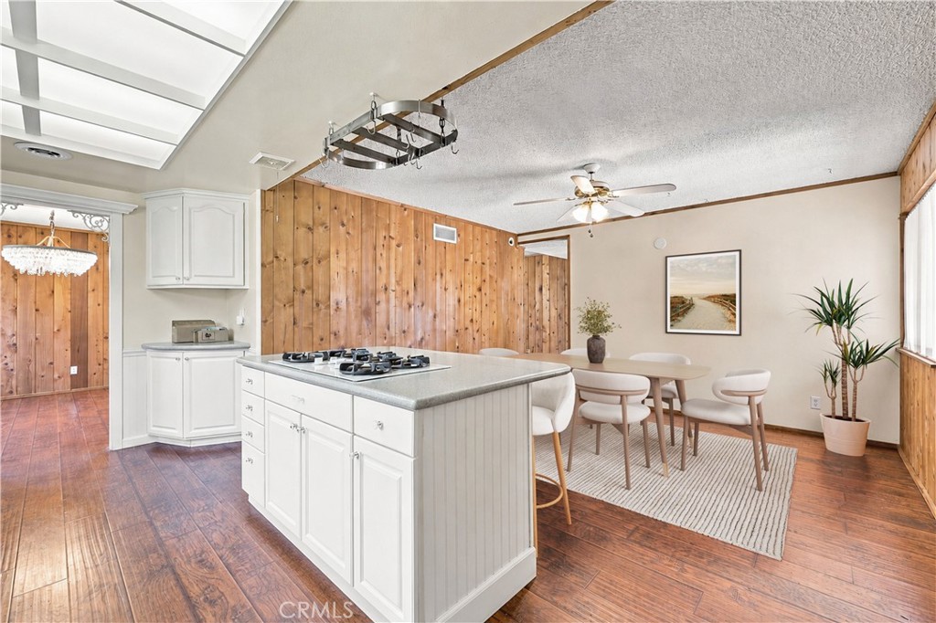 342 Ridgeway Property Photo 8