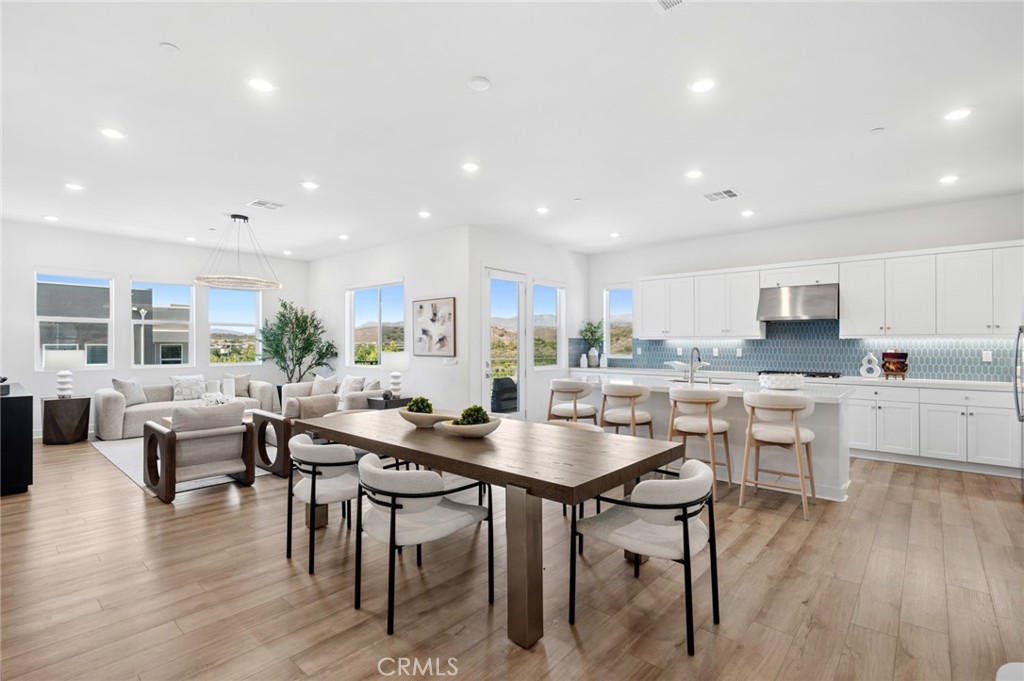 131 Sash Property Photo 2
