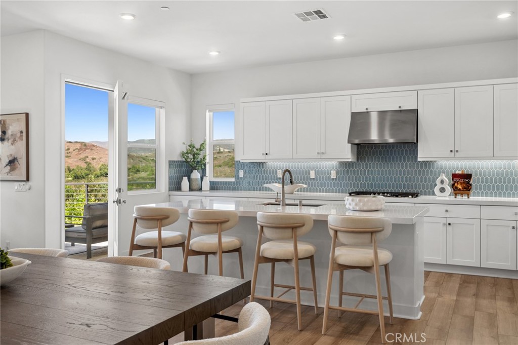131 Sash Property Photo 5