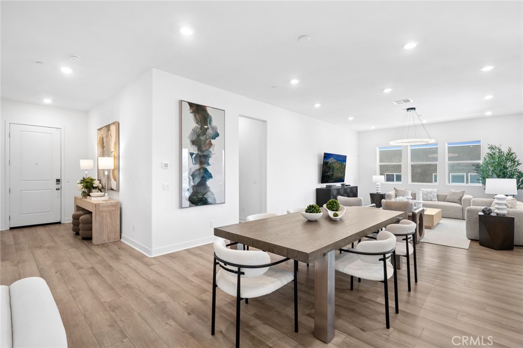 131 Sash Property Photo 14