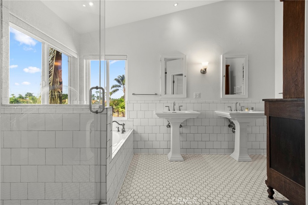 2351 Terraza Ribera Property Photo 17