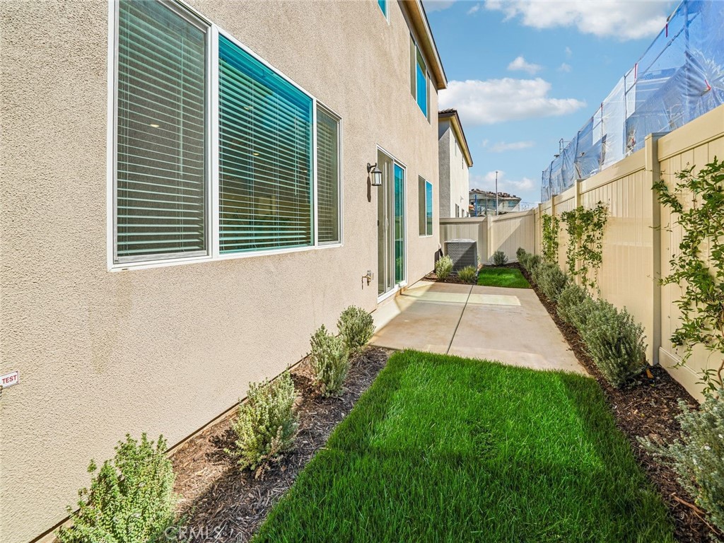 1943 Limetta Lane Property Photo 43