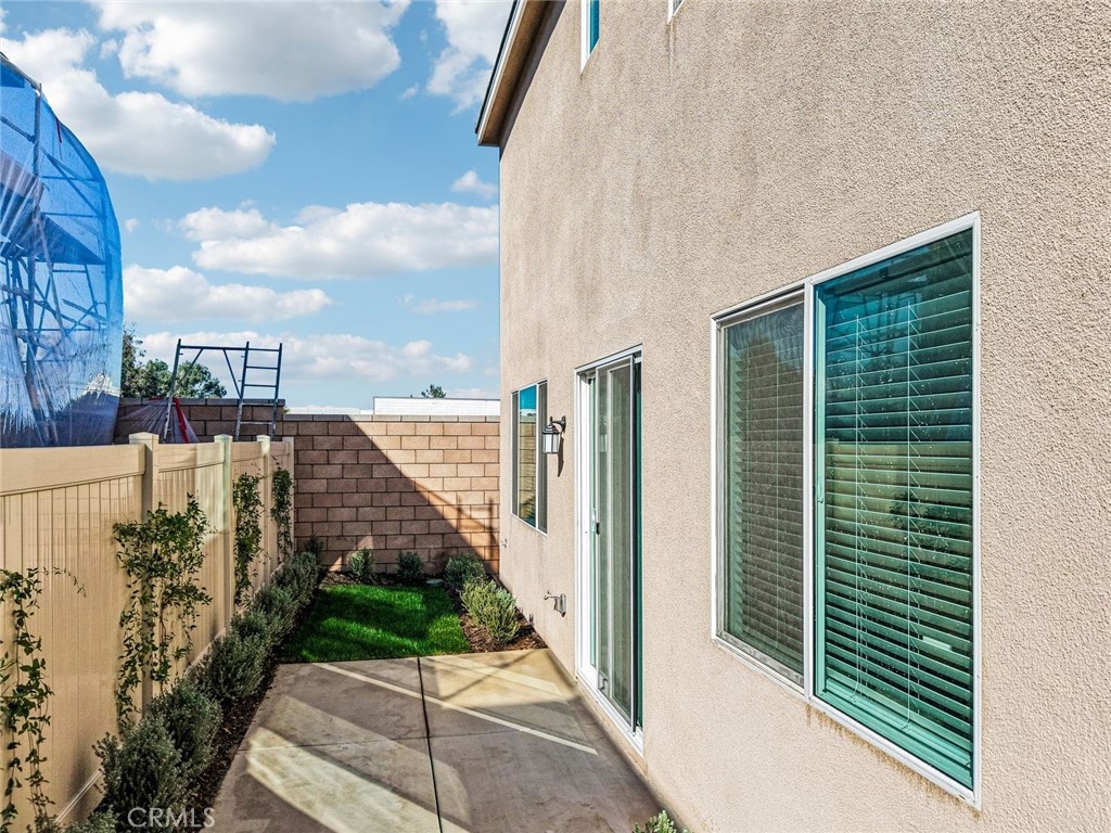 1943 Limetta Lane Property Photo 44