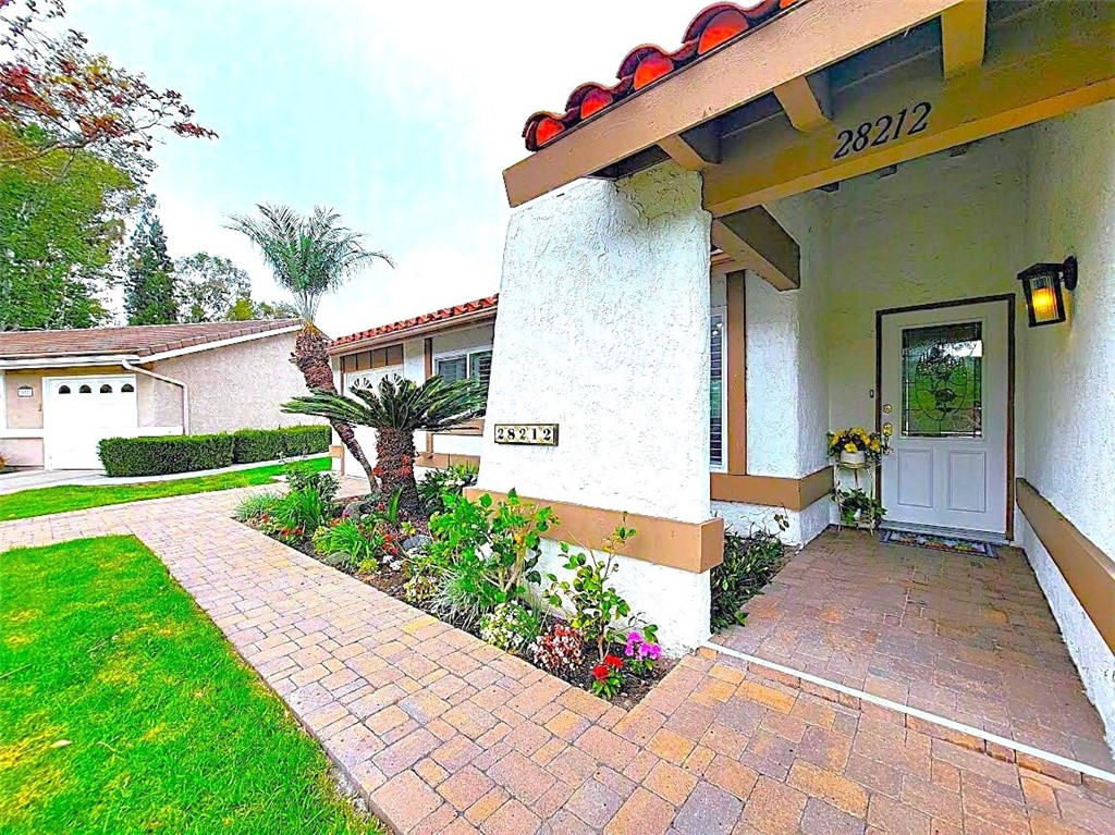 28212 Via Cernuda Property Photo 10