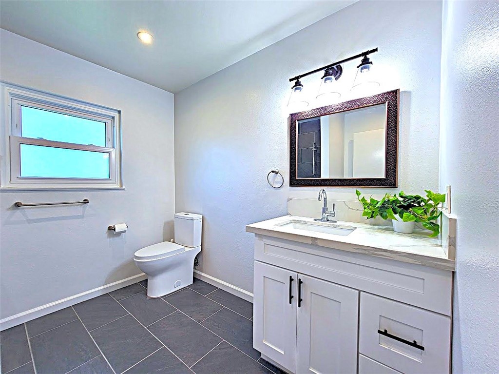 28212 Via Cernuda Property Photo 42