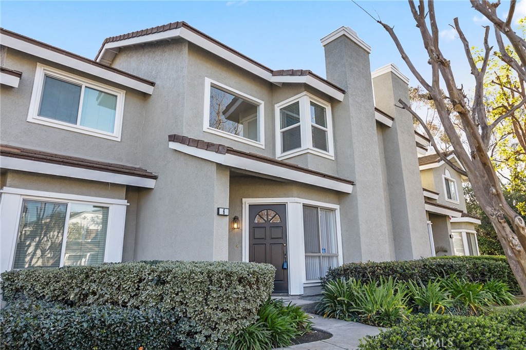 6 Greenmoor Property Photo 1
