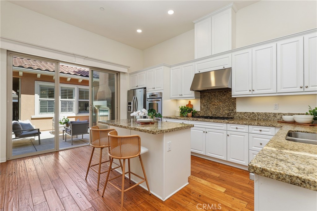 31 Roycroft Property Photo 8
