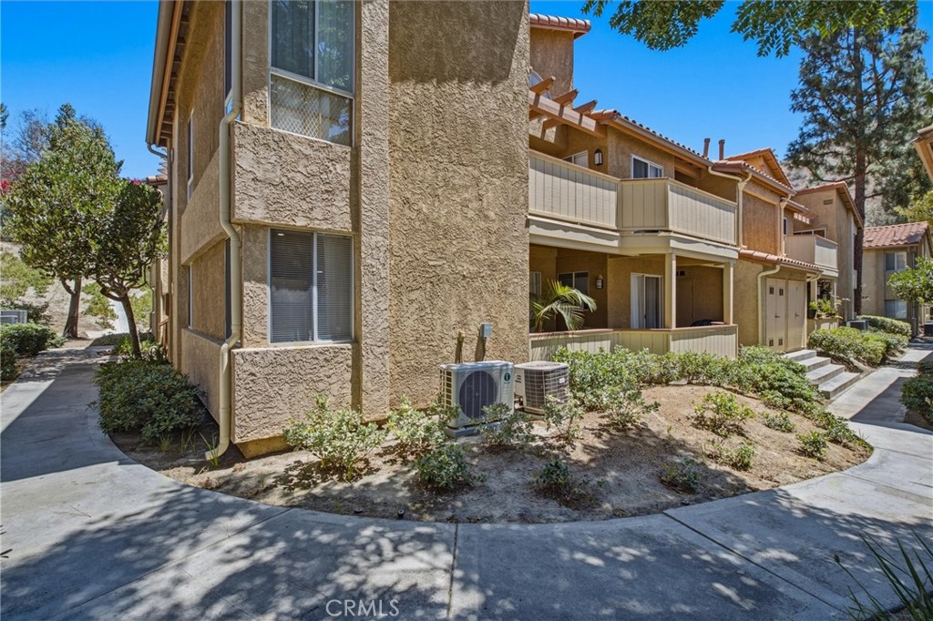 5360 Silver Canyon Road 8a Property Photo 2