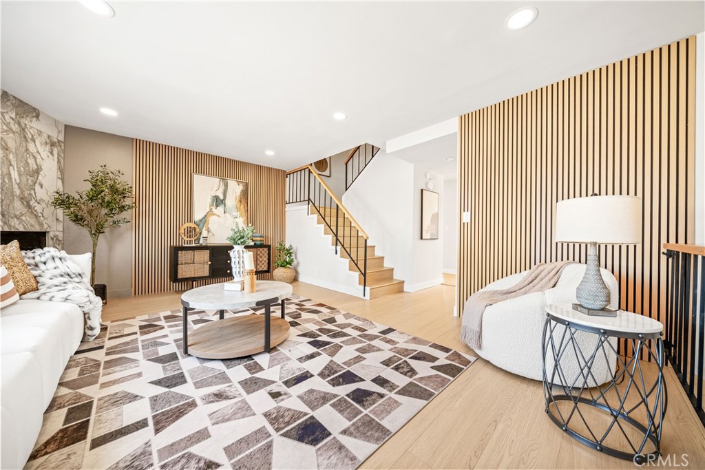 1805 Vine F Property Photo 2