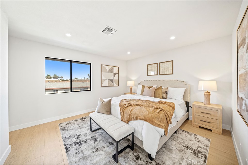 1805 Vine F Property Photo 10