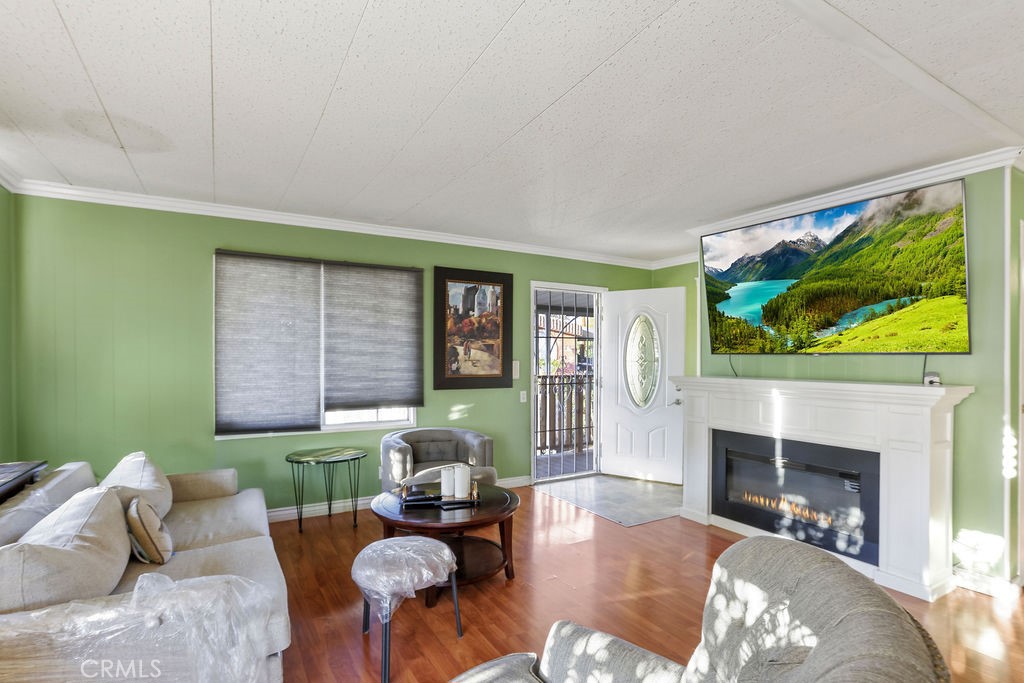 24921 Muirlands Boulevard 36 Property Photo 5