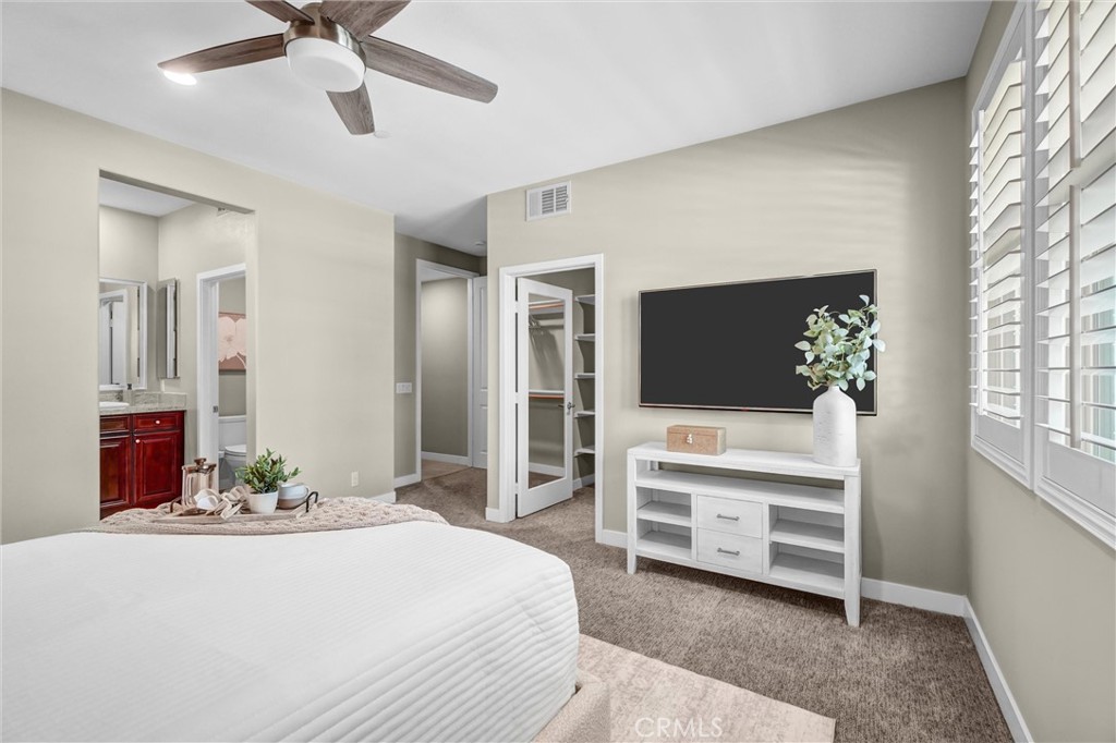 264 Cultivate Property Photo 4
