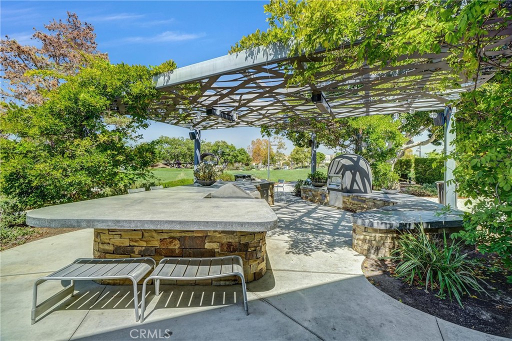 264 Cultivate Property Photo 38