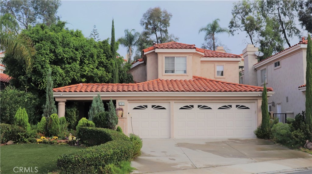11 Coursan Property Photo 1