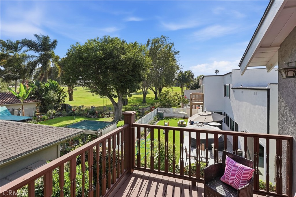5872 Meadowbrook Drive Property Photo 44