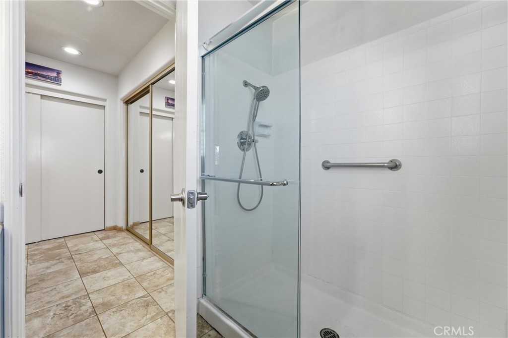 5872 Meadowbrook Drive Property Photo 48
