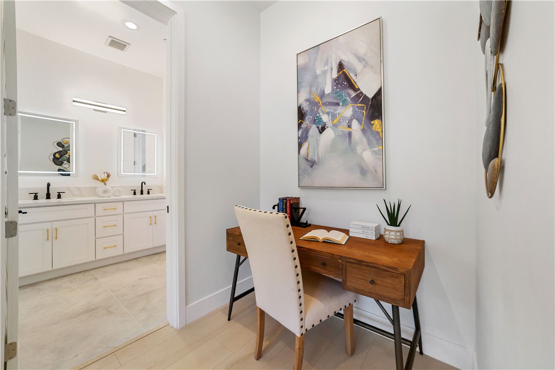 2027 Via Monserate Property Photo 20