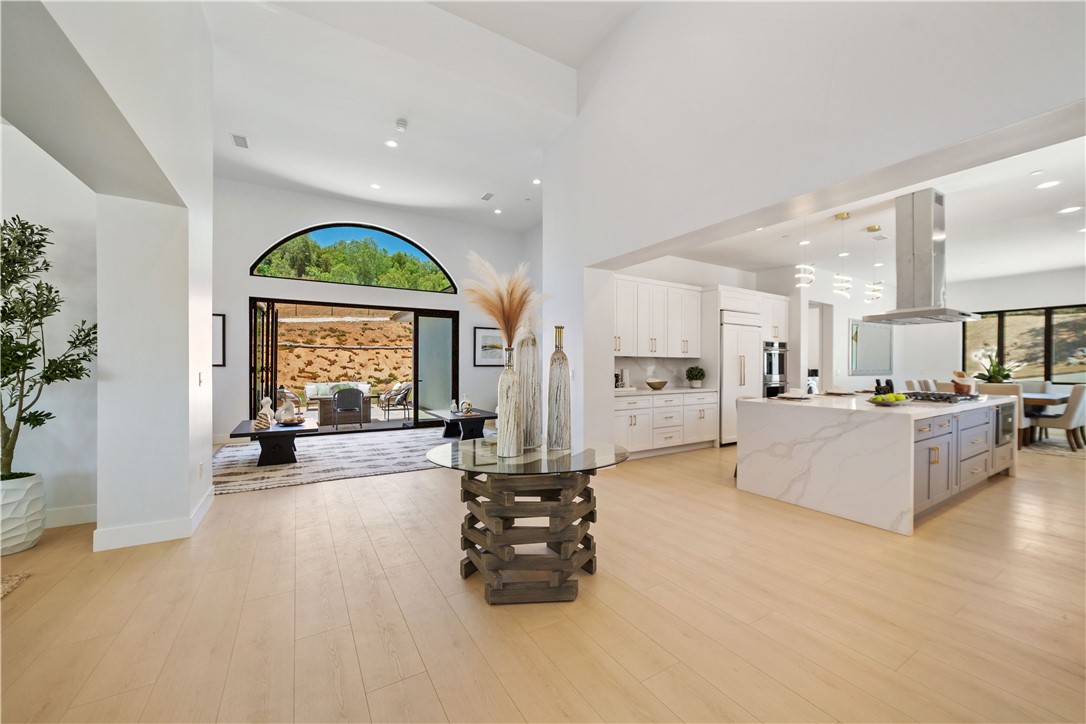 2027 Via Monserate Property Photo 41
