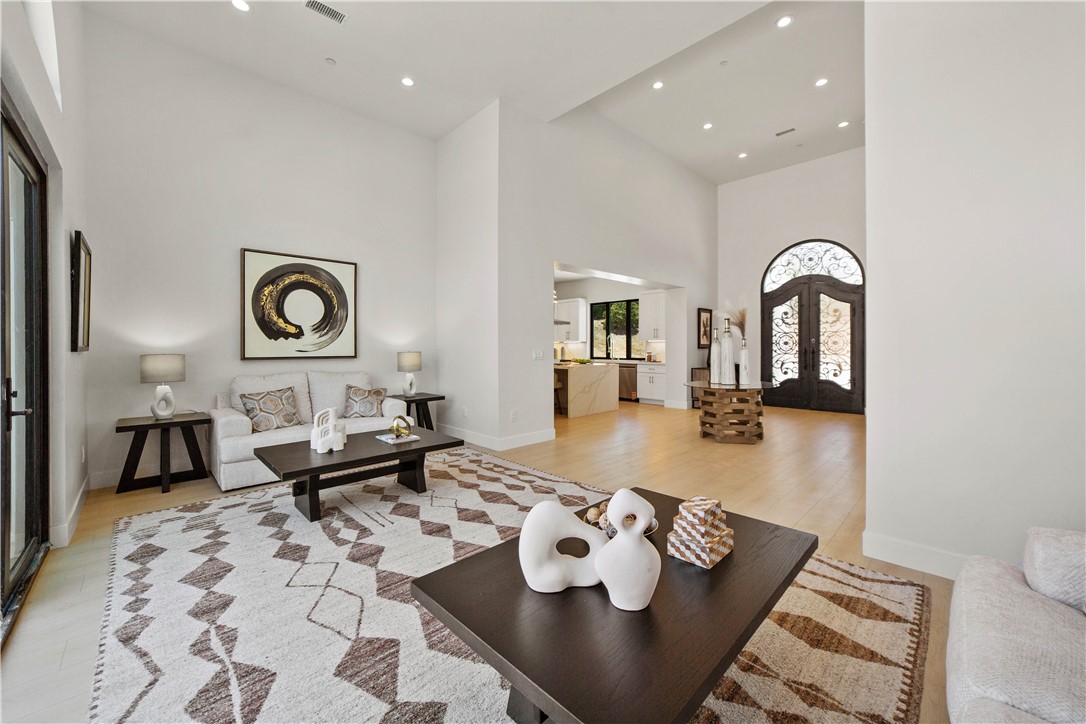 2027 Via Monserate Property Photo 42