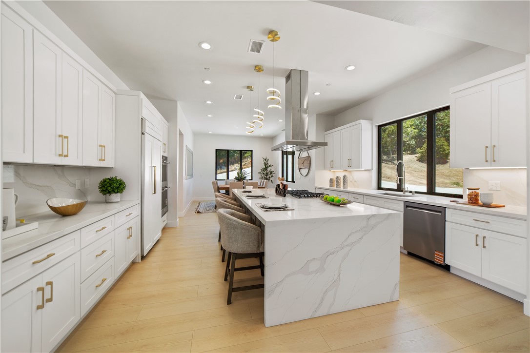 2027 Via Monserate Property Photo 43
