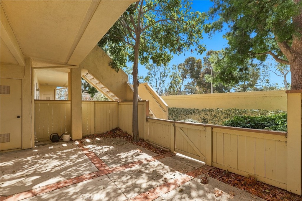 73 Alberti Aisle Property Photo 3