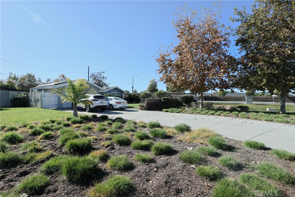 2186 W Huntington Property Photo 1