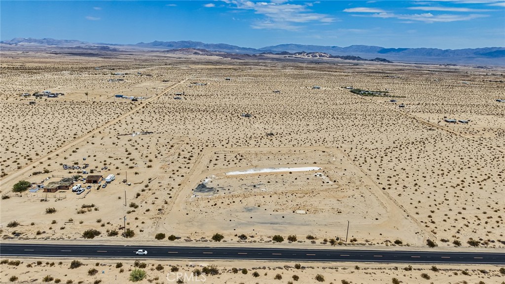 78170 29 Palms Highway Property Photo 5