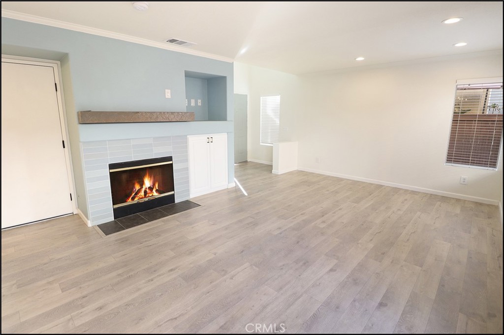 5 Chatham Ct Property Photo 4