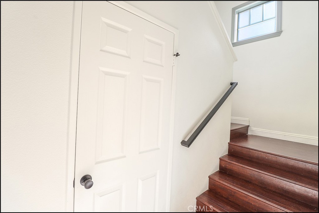 5 Chatham Ct Property Photo 11