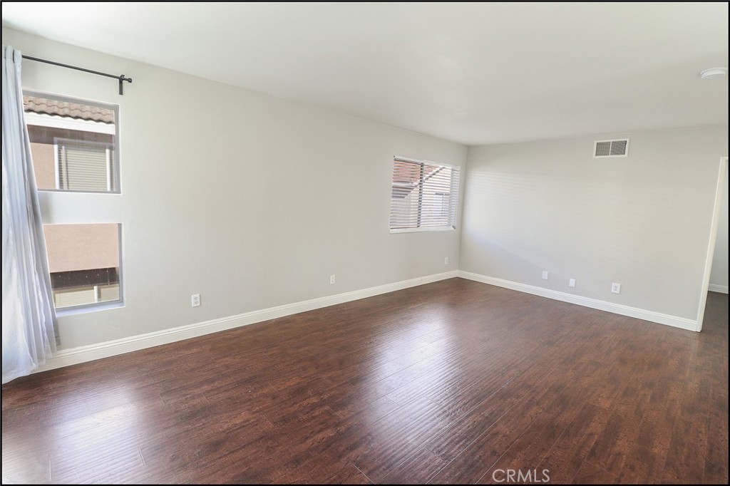 5 Chatham Ct Property Photo 15